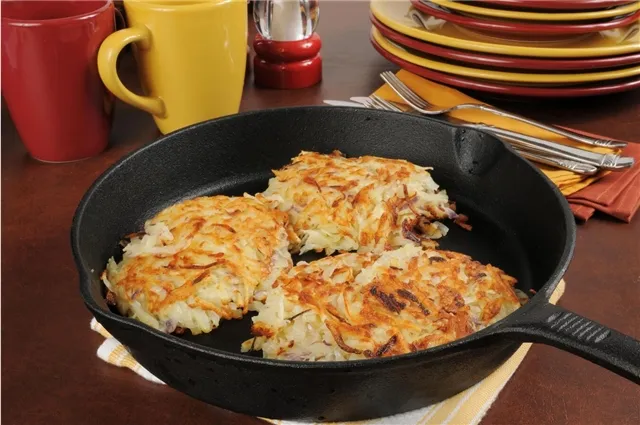 Вкусный рецепт картофельных драников с расплавленным сыром