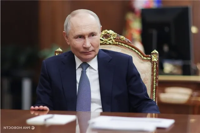 Путин отметил растущий интерес молодёжи к профессиям рабочей сферы