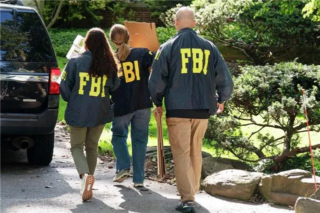 Politico - ФБР провело изъятие документов у бывшего советника Трампа по национальной безопасности Болтона