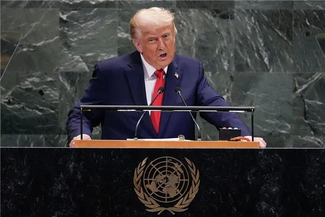 Трамп с трибуны ООН обвинил Китай и Индию в подпитке конфликта на Украине
